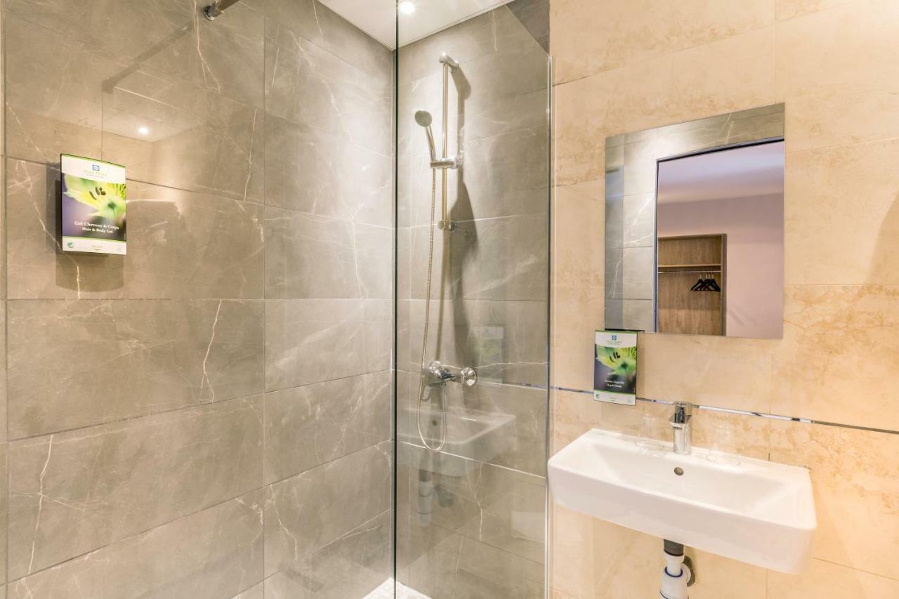 Sure Hotel By Best Western Paris Gare Du Nord Exterior foto