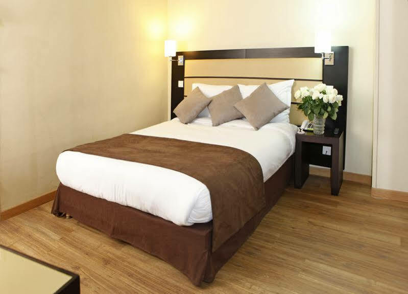 Sure Hotel By Best Western Paris Gare Du Nord Exterior foto